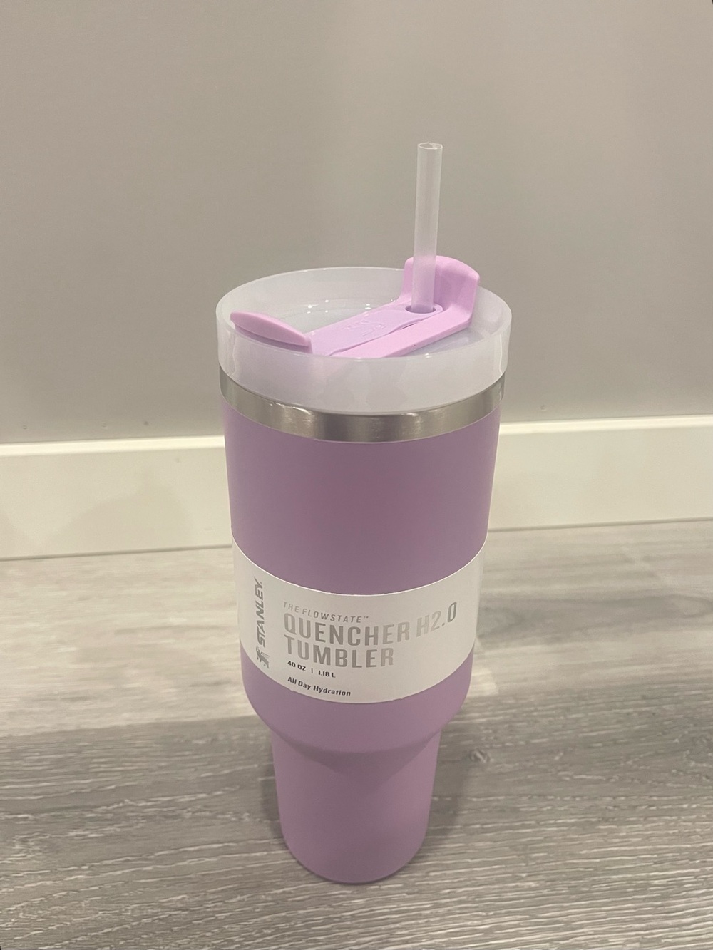 Stanley Lavender Quencher H2.0 Tumbler with Straw